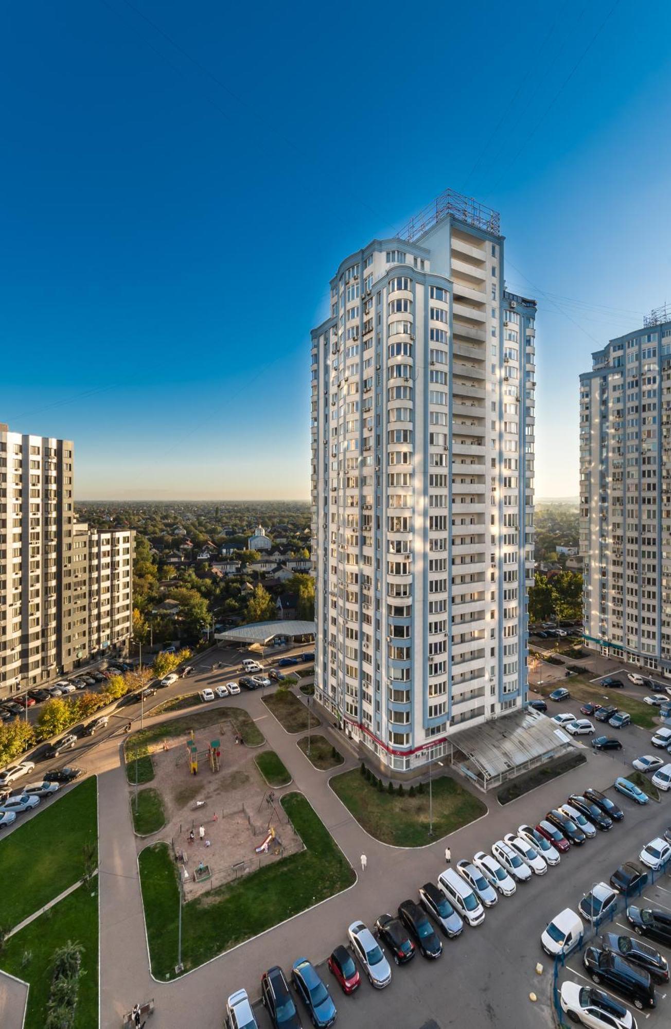 Апартаменты На Метро "Осокорки" Kyiv Exterior photo